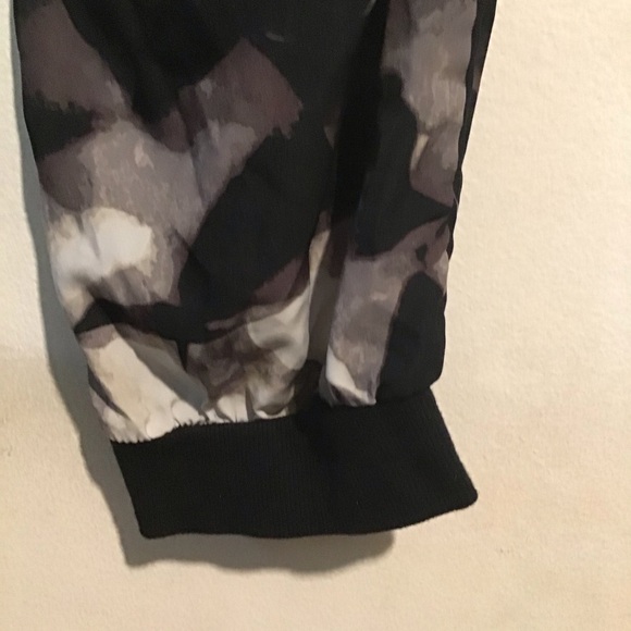 𝅺black Tie Dye Pants - Picture 2 of 9